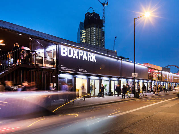 Box park at night