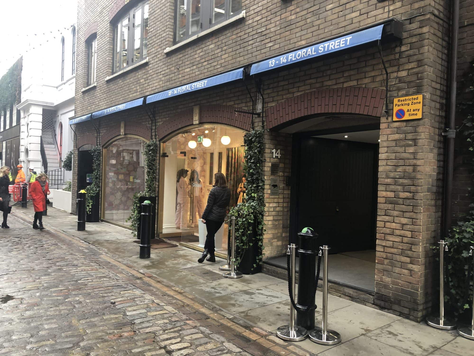 london street showing Glossier beauty pop-up store