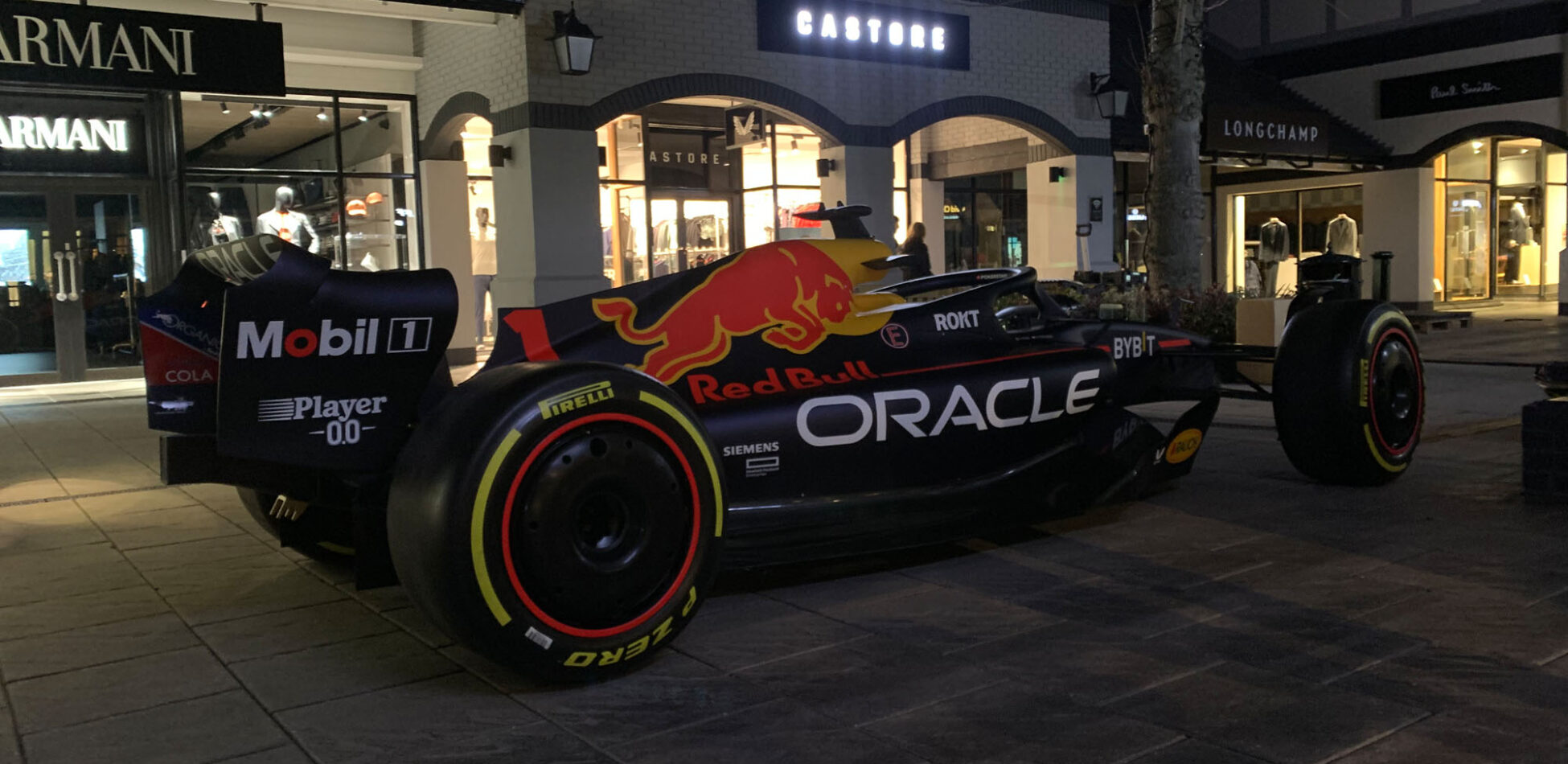 Castore x Oracle Red Bull Racing